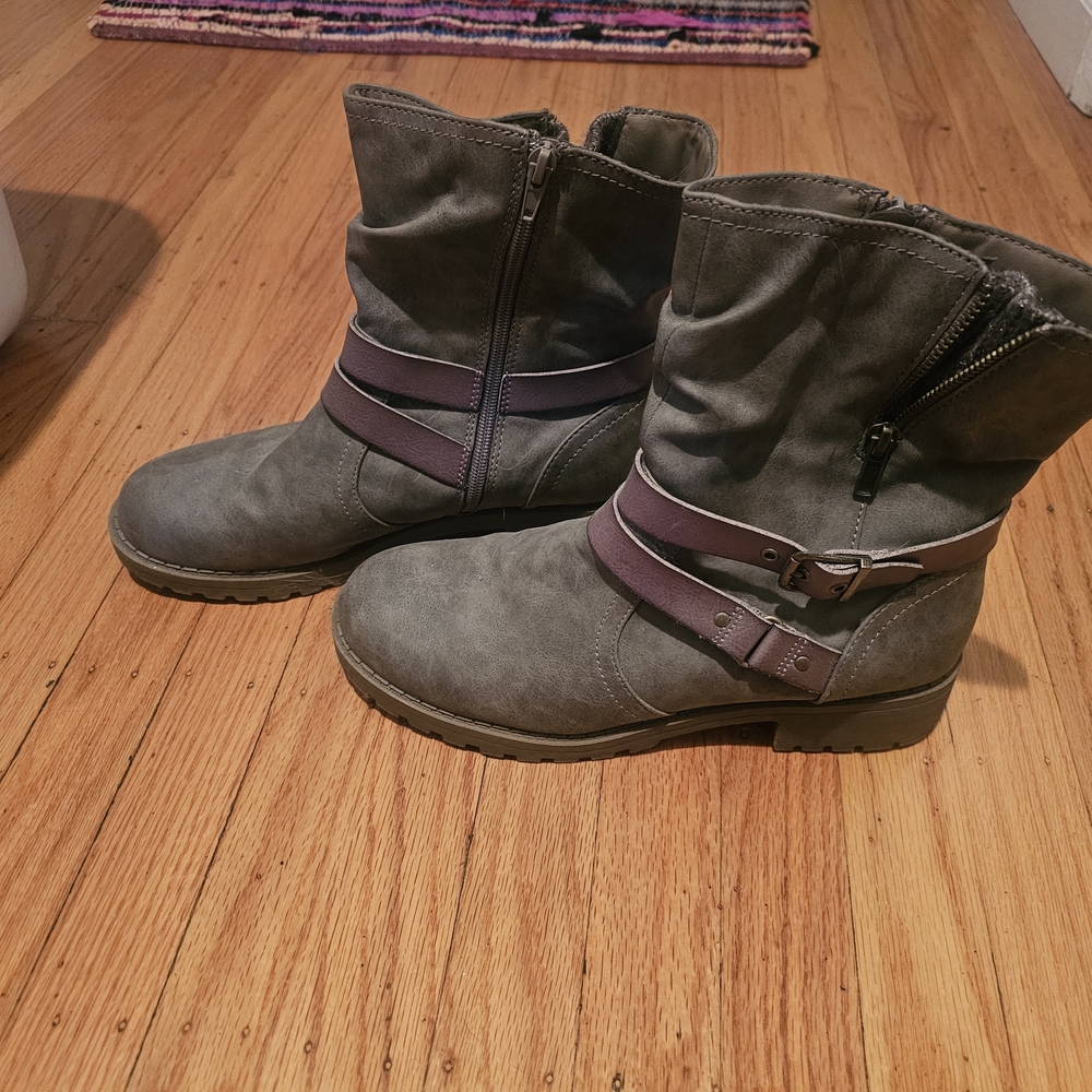 Jellypop Gray Ankle Boots